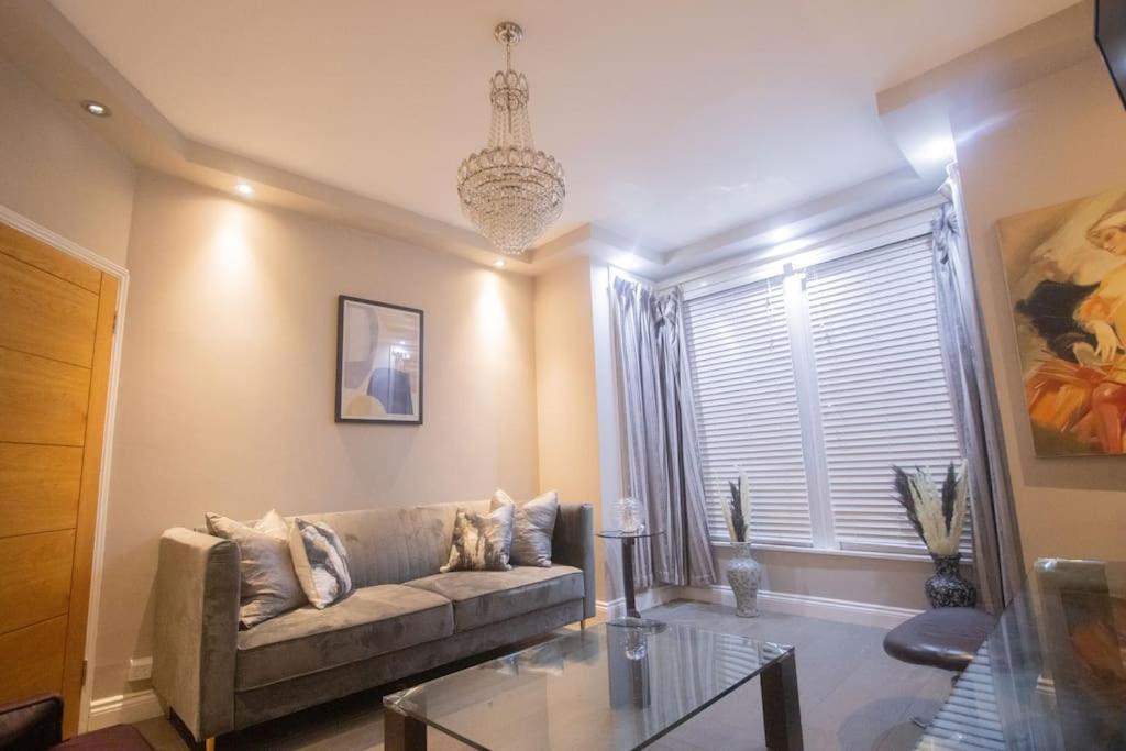 Oikoshomes Three Bedroom Flat In Londres Exterior foto